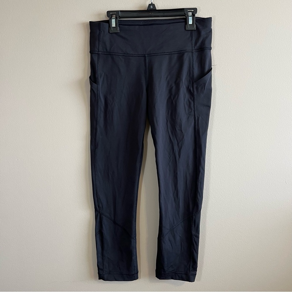 Lululemon Women’s Black Cropped Leggings 6
